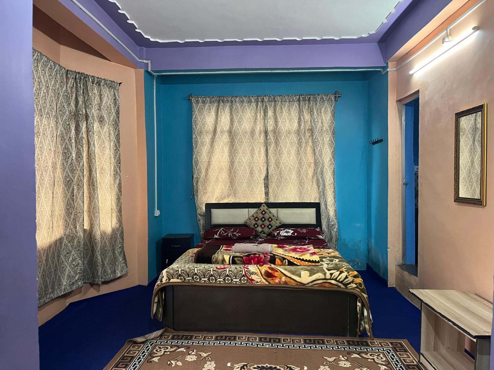 Pradhan Homestay Mirik - Homestay Beside Mirik Lake Exterior foto